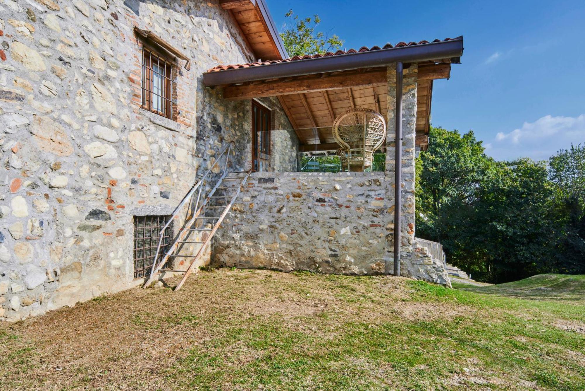 Agriturismo Cascina Mirandola Como Exterior photo