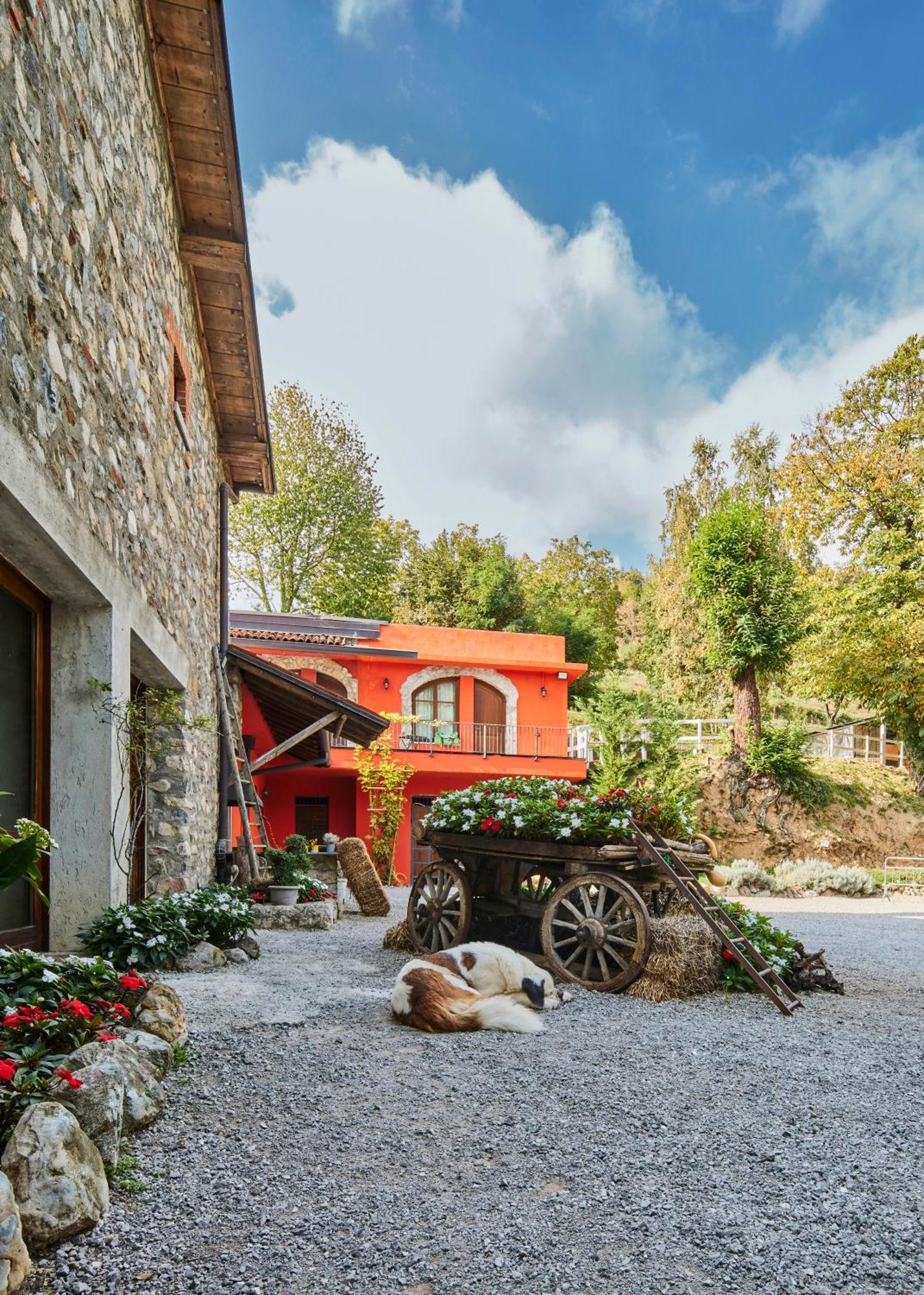 Agriturismo Cascina Mirandola Como Exterior photo